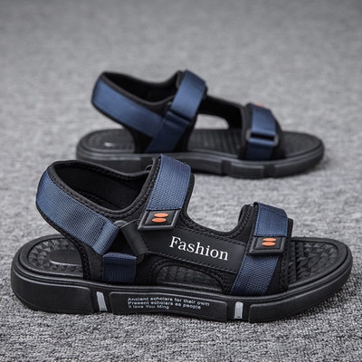 Ανδρικά σανδάλια με velcro στερέωση και επιγραφή