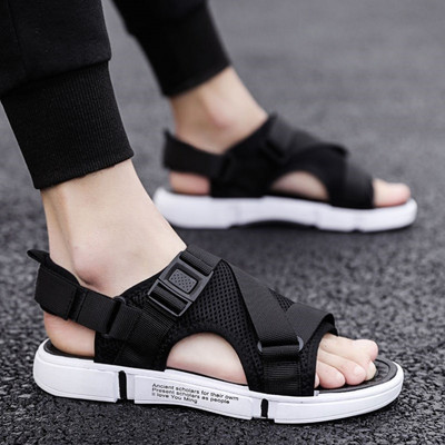 Ανδρικά σανδάλια με velcro στερέωση και επιγραφή