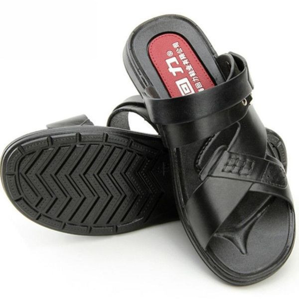 Alkalmi férfi szandál bőr pánttal és felirattal