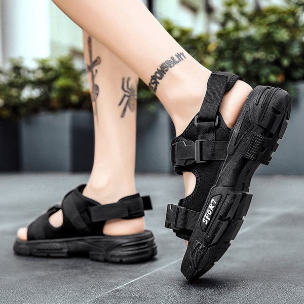 Sportinės – laisvalaikio vyriškos basutės su reguliuojamais petnešėlėmis