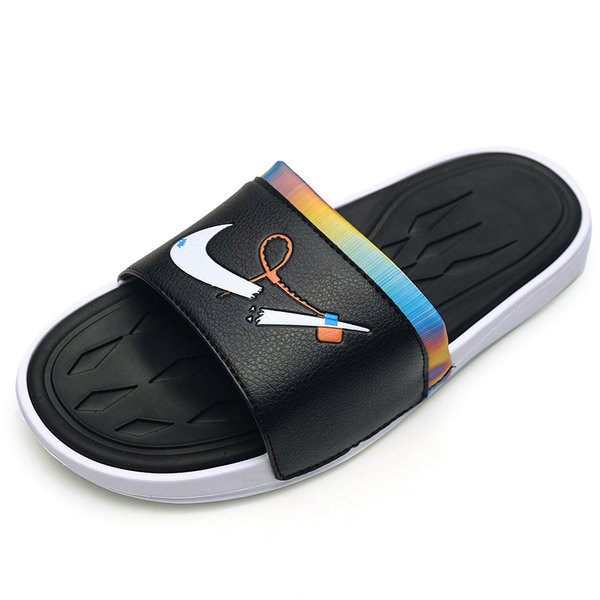 Alkalmi férfi papucs lapos talppal és bőrpánttal