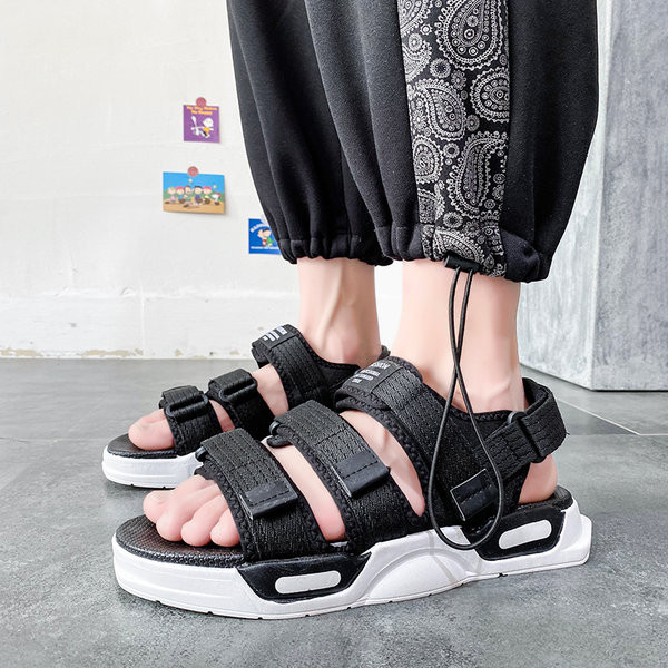 Ανδρικά καλοκαιρινά σανδάλια με στερέωση βελκρό