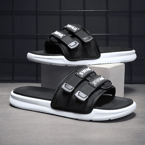 Ανδρικές παντόφλες casual με υφασμάτινο λουράκι και επίπεδη σόλα