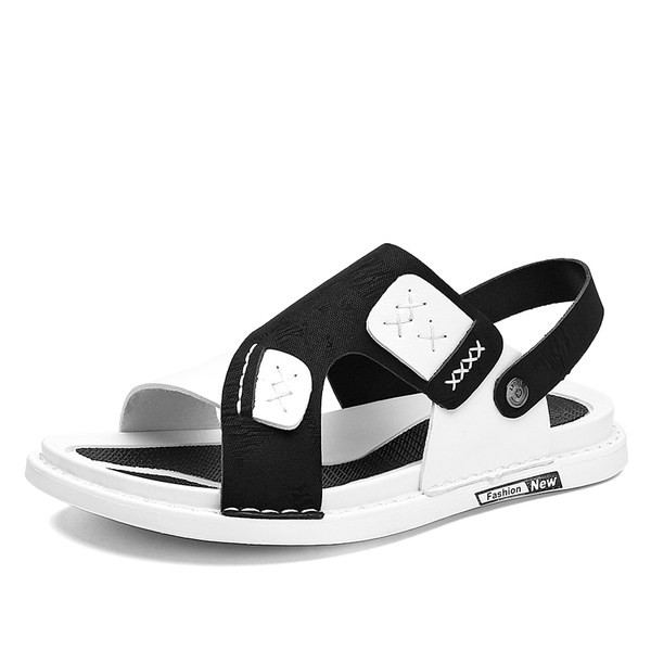 Alkalmi férfi szandál bőrpánttal és lapos talppal