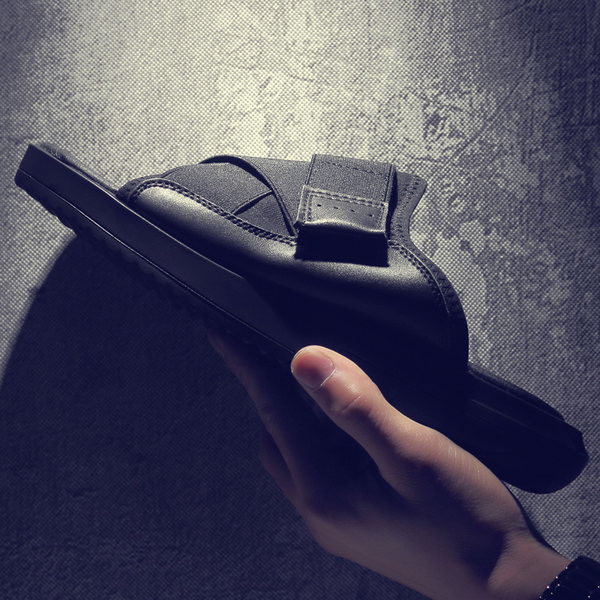 Férfi papucs textil pántokkal