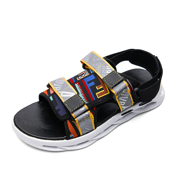 Férfi szandál színes pántokkal - alkalmi