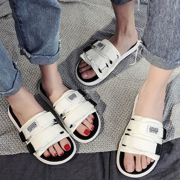 Meeste sussid takjapaela ja embleemiga