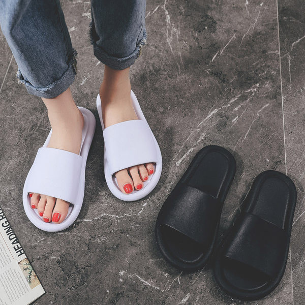 Sima modell papucs lapos talppal férfiaknak