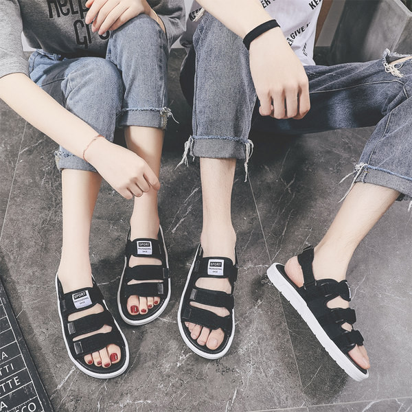 Vīriešu noapaļotas sandales ar velcro un emblēmu