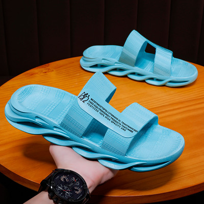 Vīriešu vasaras čības ar plakanu zoli - ikdienas