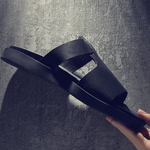 Jauns vīriešu čību modelis no eko ādas - plain modelis