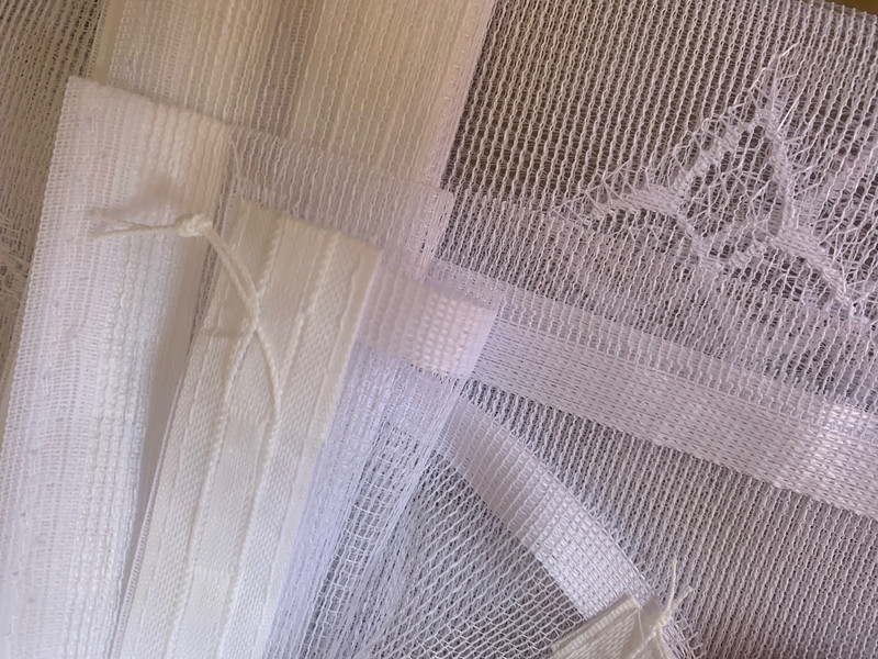 Комплект пердета Matylda - 1 бр Перде дантела с отвори за поставяне, 50 х 150 cm, Бял + 1 бр перде с ширит лента, дантела, 250 x 120 cm, 100 % Полиестер, Бял