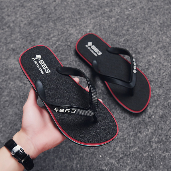 Alkalmi férfi papucs lapos talppal és szilikon pántokkal