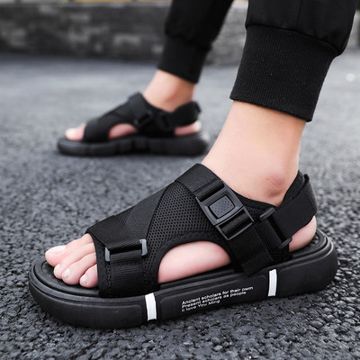 Paprasti vyriški tekstiliniai sandalai su užrašu