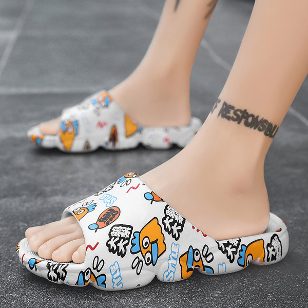 Vīriešu pludmales čības ar krāsainu aplikāciju