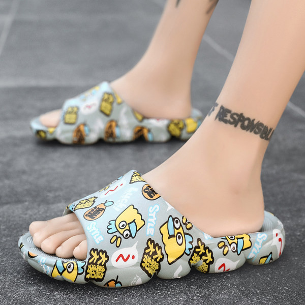 Vīriešu pludmales čības ar krāsainu aplikāciju