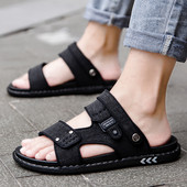 Textilből és puha talpú férfi hétköznapi papucs