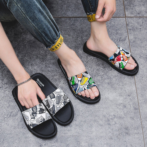 Vīriešu ikdienas čības ar krāsainu aplikāciju