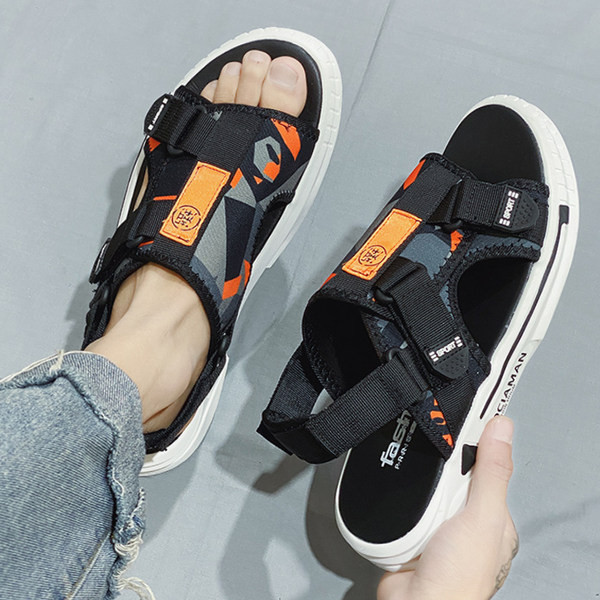 Vasaras vīriešu sandales ar uzrakstu un velcro aizdari