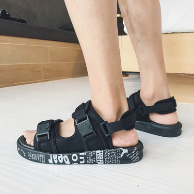 Jauns vasaras tekstila sandaļu modelis ar plastmasas aizdarēm