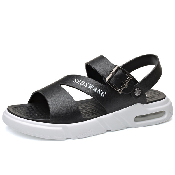 Vabaajakirjaga ja õhukambriga meeste sandaalid