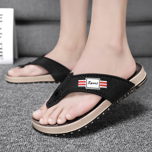 Férfi papucs az orr között műbőrből, lapos talppal