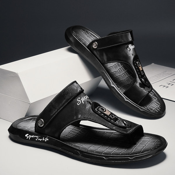 Ανδρικά σανδάλια ανάμεσα στο δάχτυλο με επιγραφή και επίπεδη σόλα