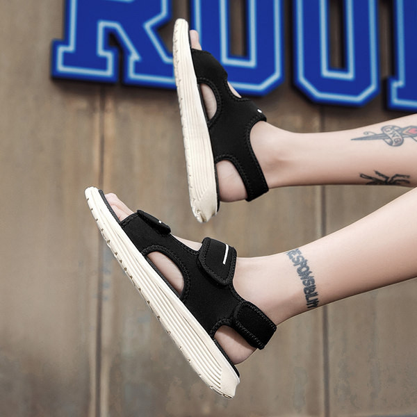 Vienkārša modeļa vīriešu tekstila sandales