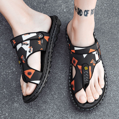 Vīriešu noapaļotas sandales starp purngalu ar uzrakstu