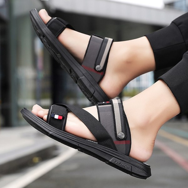 Ανδρικά casual σανδάλια με λάστιχο και έμβλημα