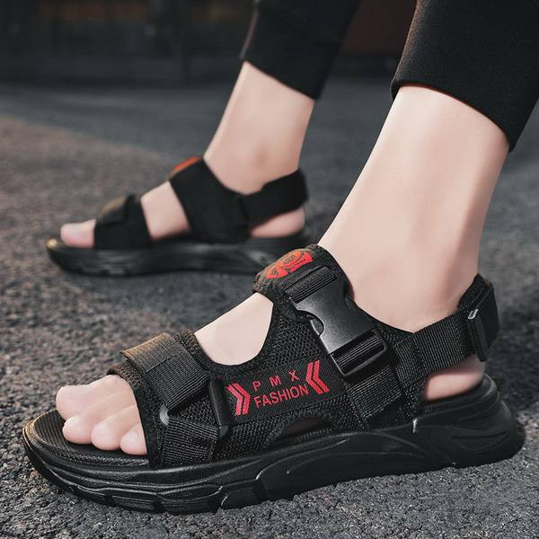 Vīriešu sandales ar plastmasas aizdari un uzrakstu