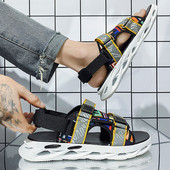 Férfi nyári szandál színes pántokkal