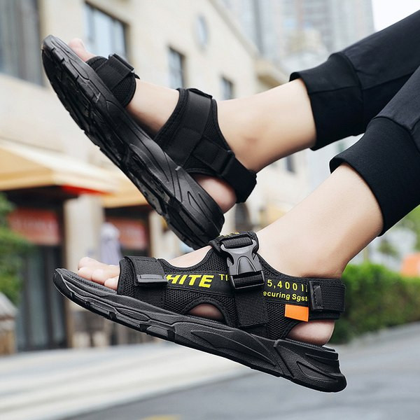 Ανδρικά casual αντιολισθητικά σανδάλια με επιγραφή