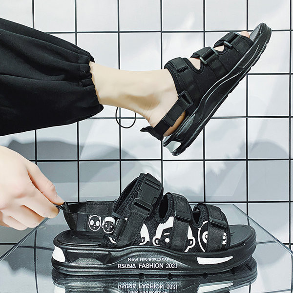 Vīriešu sandales ar plastmasas aizdarēm