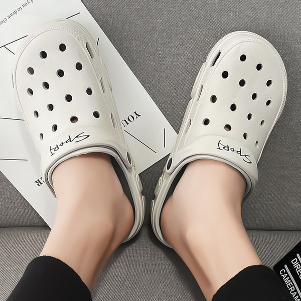 Férfi gumi crocs szandállyukakkal