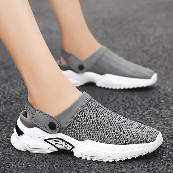 Meeste kinnised auguga sandaalid kõrge tallaga tossud