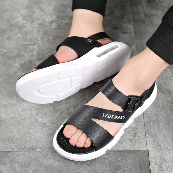 Férfi műbőr szandál csattal