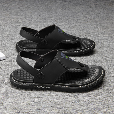 Meeste vabaaja sandaalid ökonahast, millel on kiri