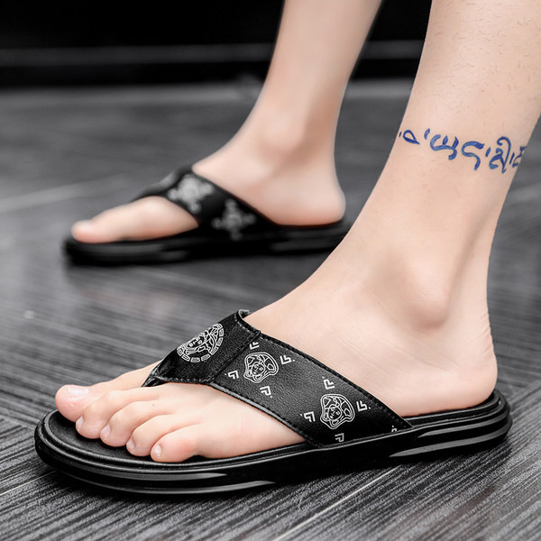 Vīriešu flip flops starp purngalu no eko ādas ar aplikāciju