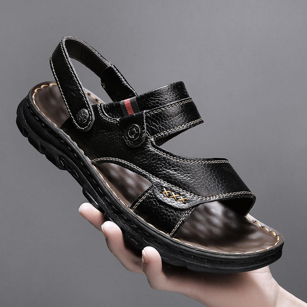 Vīriešu ādas sandales ar plakanām zolēm