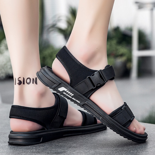 Ikdienas vīriešu sandales ar plastmasas aizdari