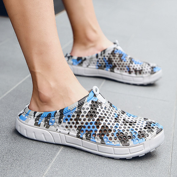 Vīriešu gumijas čības ar kamuflāžas rakstu