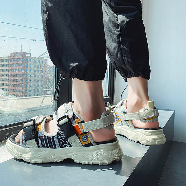 Alkalmi férfi textil szandál állítható pánttal