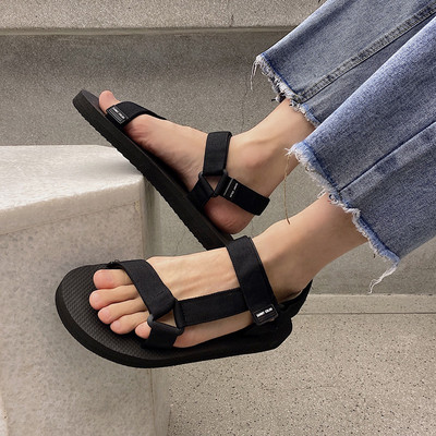 Νέο μοντέλο ανδρικά αθλητικά σανδάλια με κούμπωμα velcro