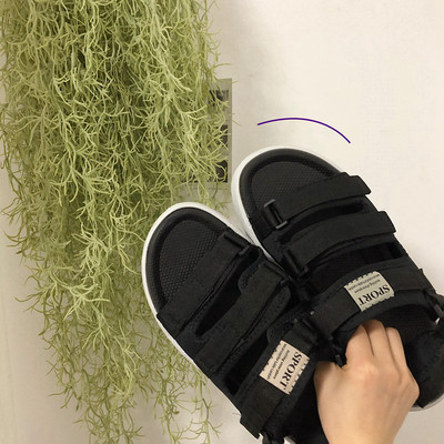 Vīriešu ikdienas sandales ar velcro aizdari un emblēmu