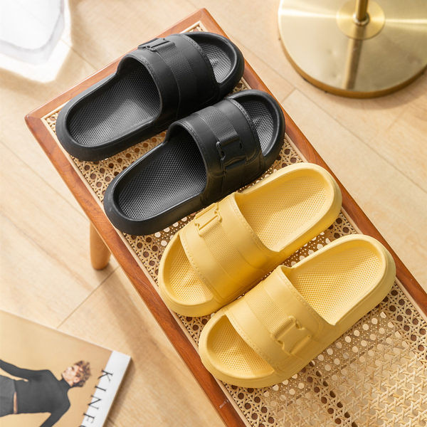 Férfi gumipapucs fürdőszobába és strandra