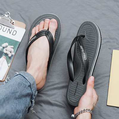 Καλοκαιρινές ανδρικές σαγιονάρες με επίπεδη σόλα 