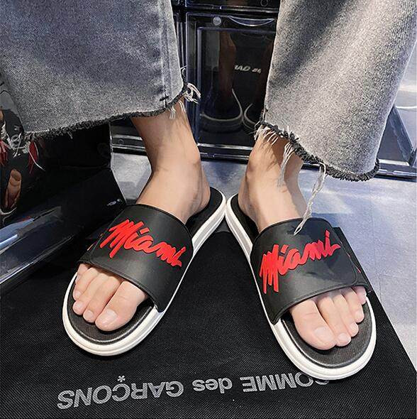 Randa sobivad kirjaga meeste sussid