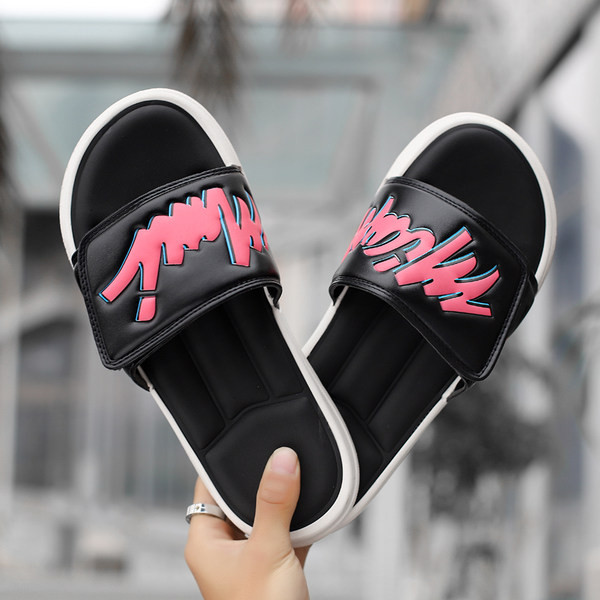 Meeste plätud takjapaela ja kirjadega