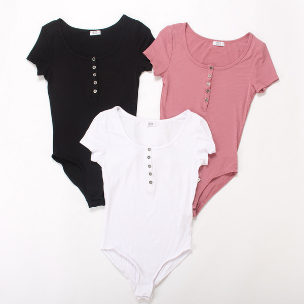 Naiste velvetist keha lühikeste varrukate ja nööpidega ovaalse kaelusega